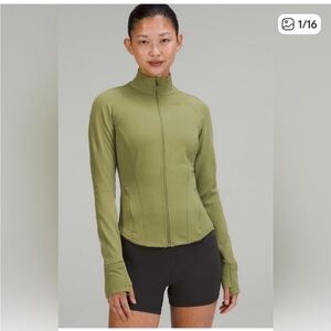 Lululemon InStill Jacket in Bronze Green | Like New | Size 10
